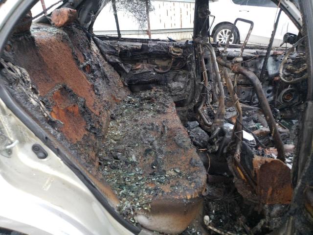 1Y1SK5284XZ415648 - 1999 CHEVROLET GEO PRIZM BASE BURN photo 6