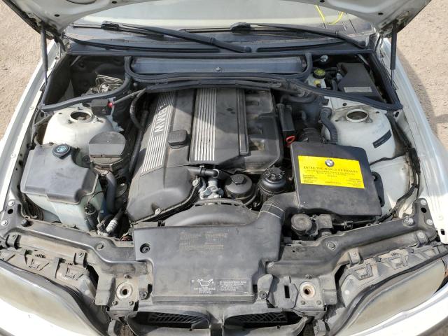 WBAEP33444PF04338 - 2004 BMW 3 SERIES XIT WHITE photo 11