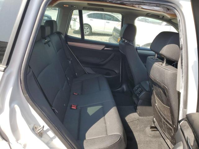 5UXWZ7C3XH0V90698 - 2017 BMW X3 SDRIVE28I WHITE photo 10