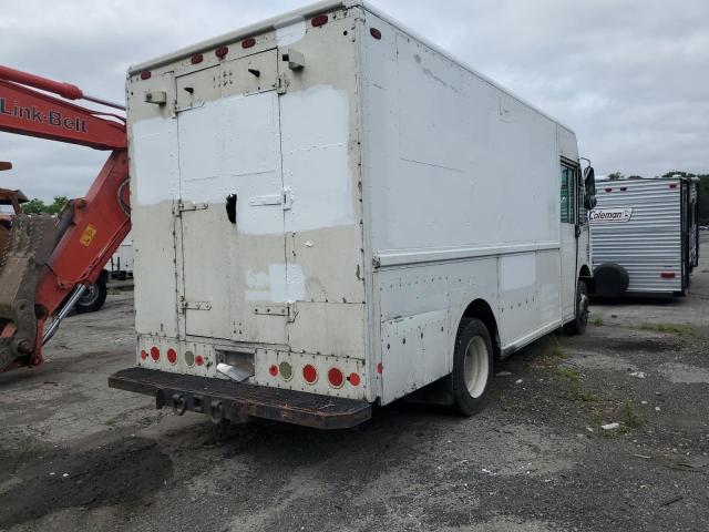 4UZAAPBW76CW02456 - 2006 FREIGHTLINER CHASSIS M LINE WALK-IN VAN WHITE photo 3