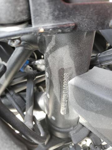 JKAEXEJ19HDA00988 - 2017 KAWASAKI EX650 J შავი ფოტო 8