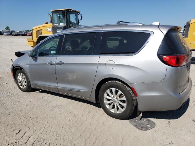 2C4RC1BGXJR253798 - 2018 CHRYSLER PACIFICA TOURING L GRAY photo 2