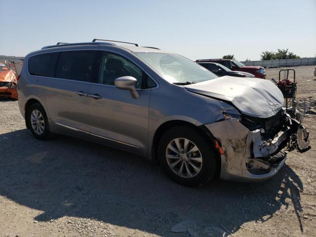 2C4RC1BGXJR253798 - 2018 CHRYSLER PACIFICA TOURING L GRAY photo 4