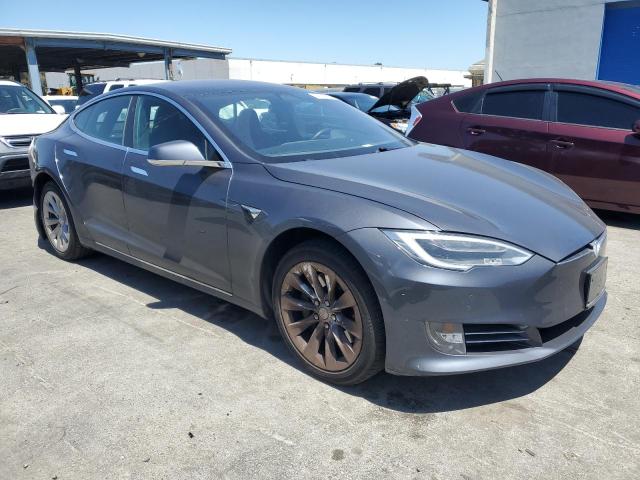 5YJSA1E12GF175777 - 2016 TESLA MODEL S ნაცრისფერი ფოტო 4