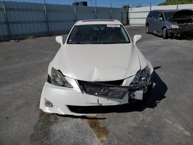 JTHBK262362013330 - 2006 LEXUS IS 250 WHITE photo 5