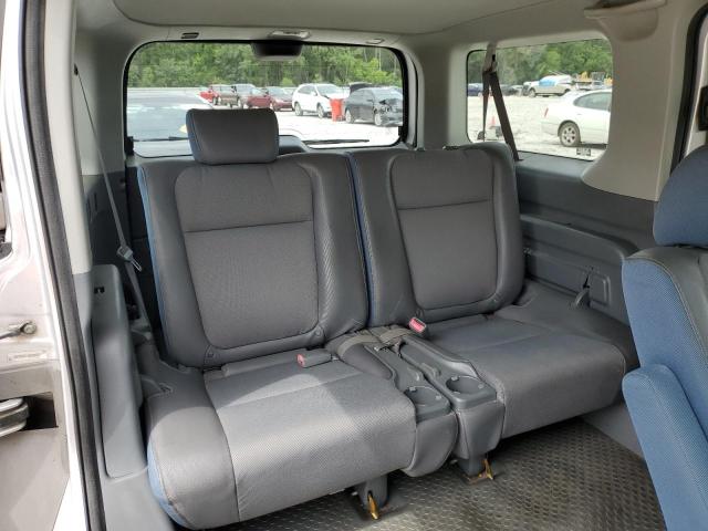 5J6YH18584L012526 - 2004 HONDA ELEMENT EX SILVER photo 11