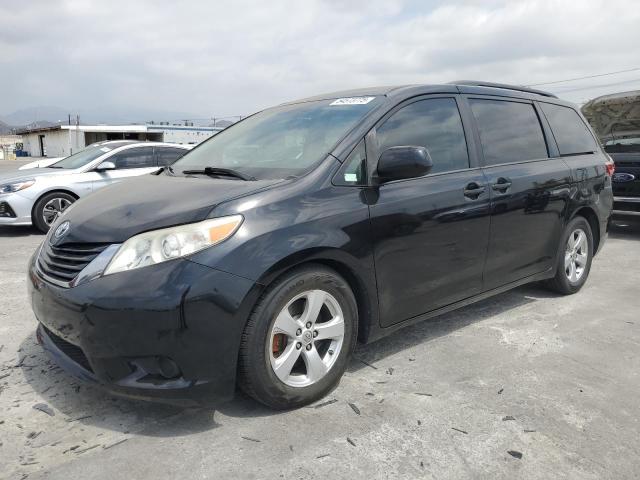 2015 TOYOTA SIENNA LE, 