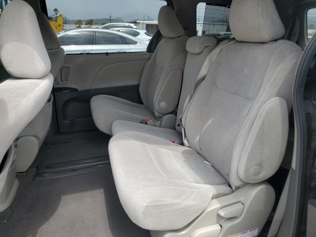 5TDKK3DC3FS651606 - 2015 TOYOTA SIENNA LE BLACK photo 11