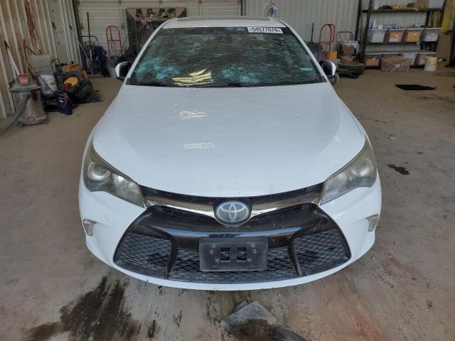 4T1BF1FK2HU715903 - 2017 TOYOTA CAMRY LE WHITE photo 5