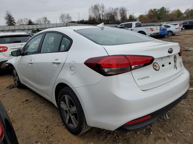 3KPFL4A7XJE224423 - 2018 KIA FORTE LX WHITE photo 2