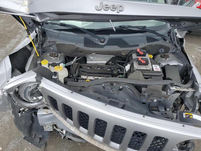 1C4NJPBAXHD167004 - 2017 JEEP PATRIOT SPORT SILVER photo 12