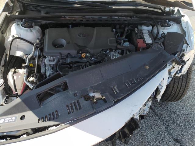 4T1G11AK1RU245022 - 2024 TOYOTA CAMRY SE NIGHT SHADE WHITE photo 11