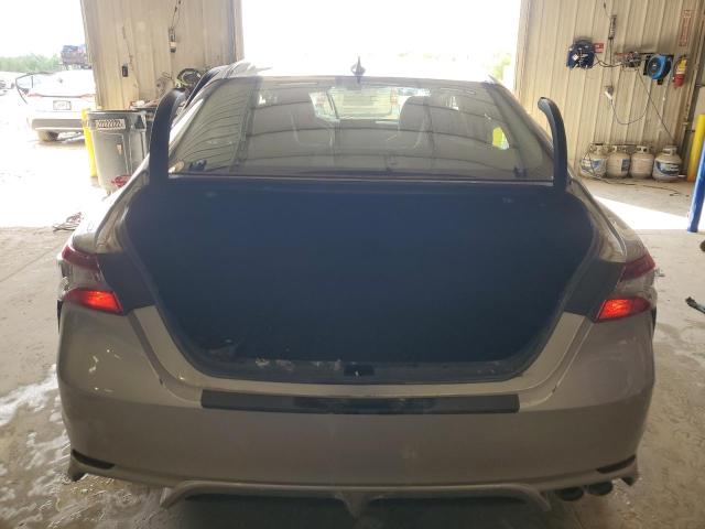 4T1G11AKXNU713419 - 2022 TOYOTA CAMRY SE Gümüş foto 6