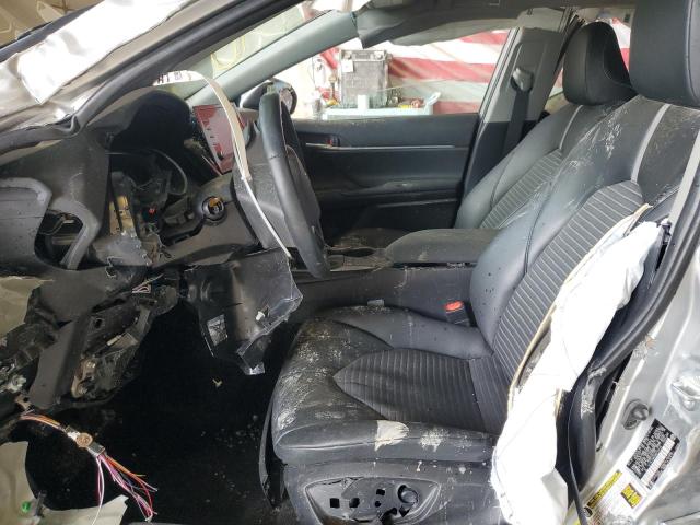 4T1G11AKXNU713419 - 2022 TOYOTA CAMRY SE Gümüş foto 7