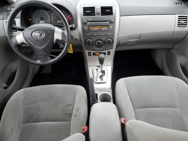 2T1BU4EE0BC629341 - 2011 TOYOTA COROLLA LE BASE RED photo 8