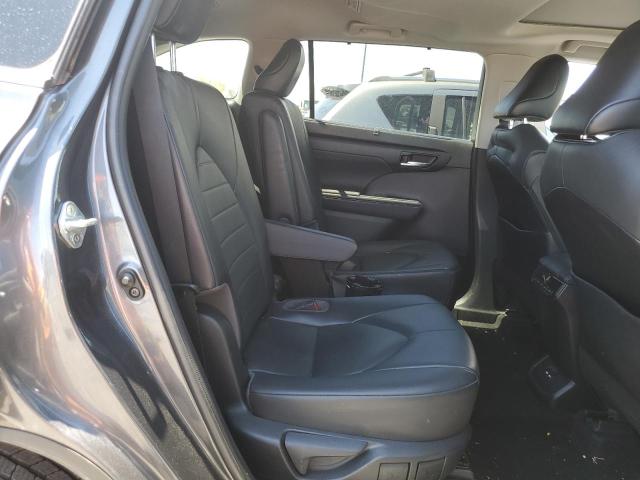 5TDGZRBH7MS526480 - 2021 TOYOTA HIGHLANDER XLE BLACK photo 11