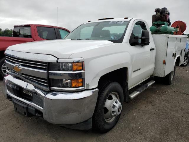 1GB3CYCG1FF556274 - 2015 CHEVROLET SILVERADO C3500 WHITE photo 2