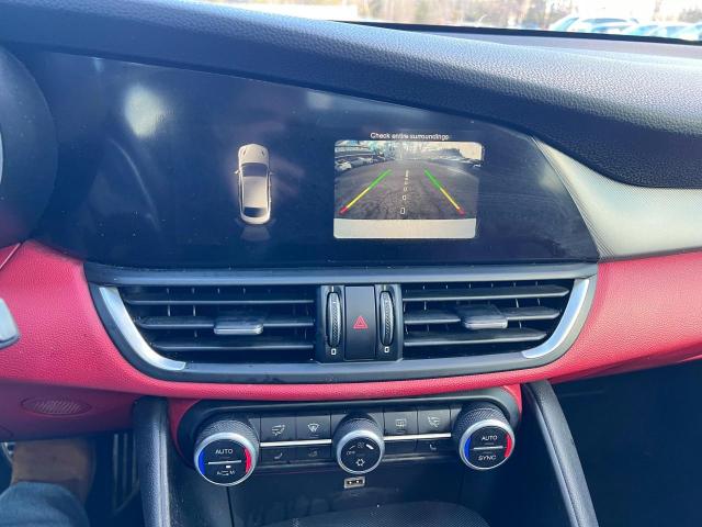 ZARFAEDN9H7531927 - 2017 ALFA ROMEO GIULIA Q4 WHITE photo 9