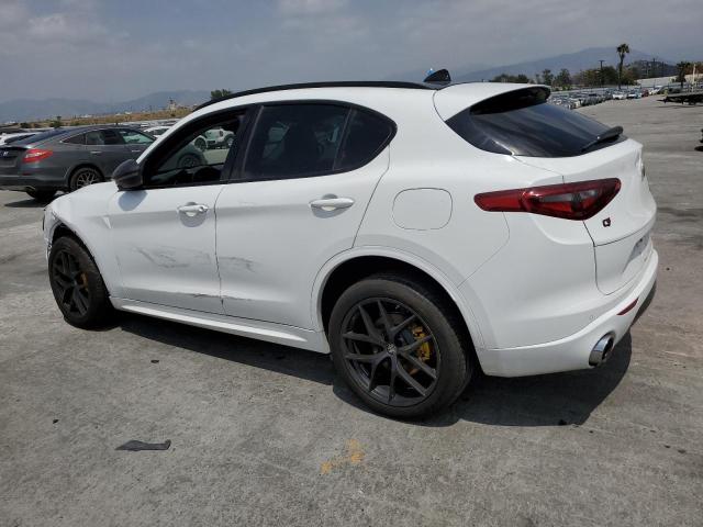 ZASPAKBN1M7D18827 - 2021 ALFA ROMEO STELVIO TI WHITE photo 2