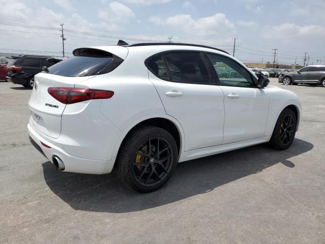 ZASPAKBN1M7D18827 - 2021 ALFA ROMEO STELVIO TI WHITE photo 3