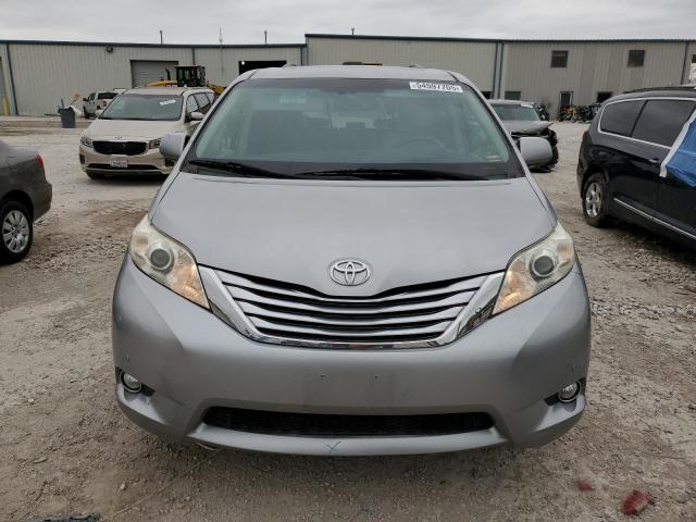 5TDYK3DC5BS142900 - 2011 TOYOTA SIENNA XLE Gümüş fotoğraf 5