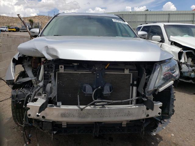 5N1DR2MM9JC632460 - 2018 NISSAN PATHFINDER S SILVER photo 5