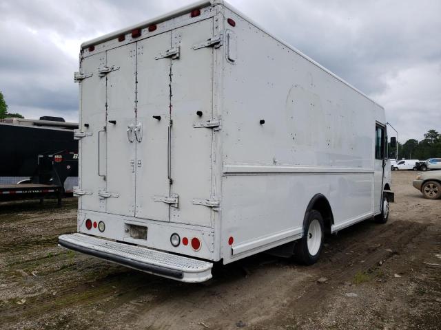 4UZAANBW45CU03738 - 2005 FREIGHTLINER CHASSIS M LINE WALK-IN VAN WHITE photo 3