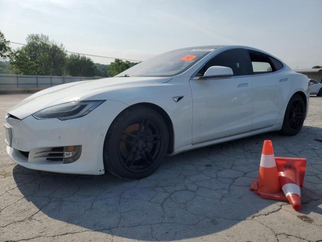 5YJSA1E25GF164880 - 2016 TESLA MODEL S WHITE photo 1