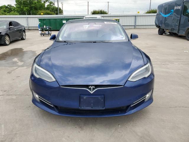 5YJSA1E22JF245875 - 2018 TESLA MODEL S ლურჯი ფოტო 5