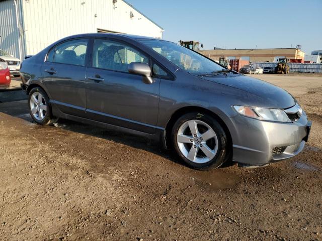 2HGFA1F61BH011288 - 2011 HONDA CIVIC LX-S رمادي صورة 4