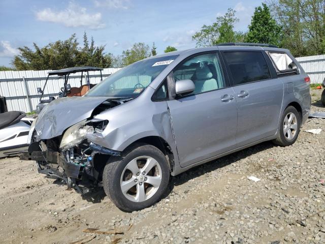 2011 TOYOTA SIENNA LE, 
