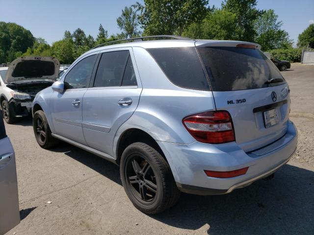 4JGBB8GB4AA558403 - 2010 MERCEDES-BENZ ML 350 4MATIC BLUE photo 2