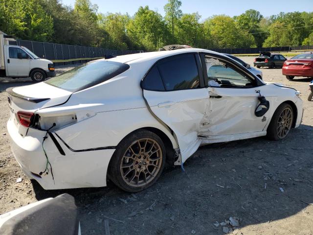 4T1T31AK1RU077357 - 2024 TOYOTA CAMRY SE NIGHT SHADE WHITE photo 3