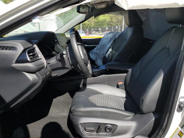 4T1T31AK1RU077357 - 2024 TOYOTA CAMRY SE NIGHT SHADE WHITE photo 7