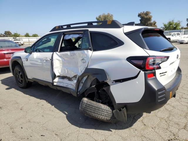 4S4BTGUD5N3278657 - 2022 SUBARU OUTBACK WILDERNESS WHITE photo 2