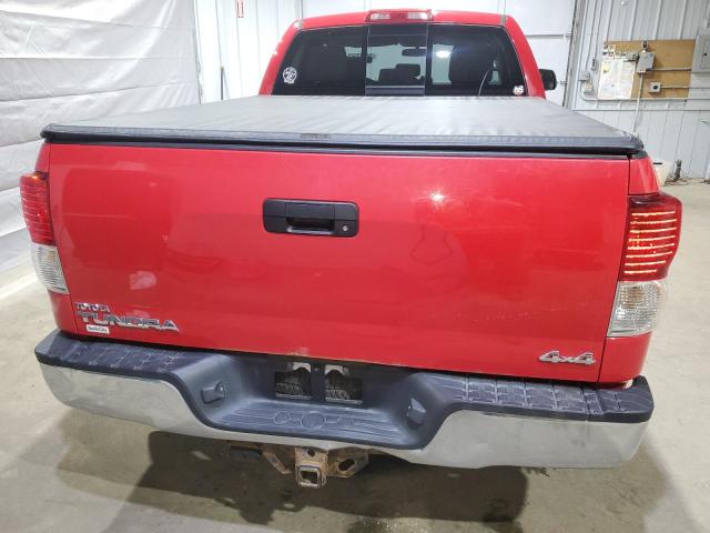 5TFUM5F17BX025863 - 2011 TOYOTA TUNDRA DOUBLE CAB SR5 RED photo 6