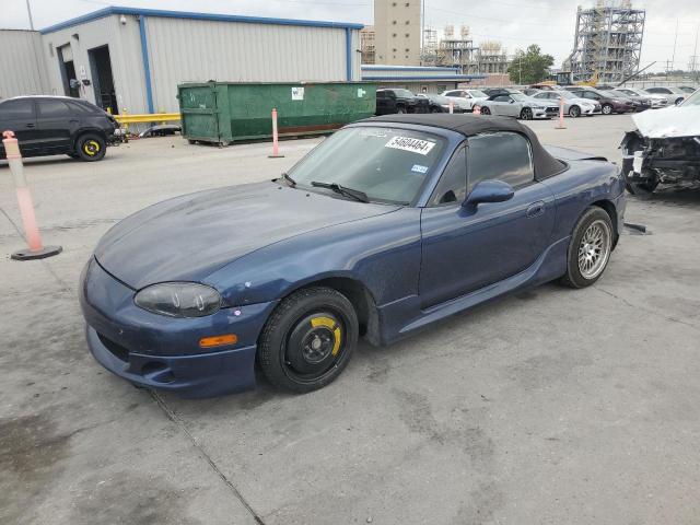JM1NB353720232005 - 2002 MAZDA MX-5 MIATA BASE BLUE photo 1