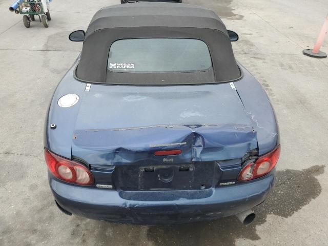 JM1NB353720232005 - 2002 MAZDA MX-5 MIATA BASE BLUE photo 10