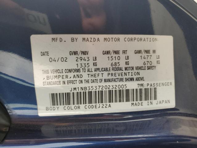 JM1NB353720232005 - 2002 MAZDA MX-5 MIATA BASE BLUE photo 12