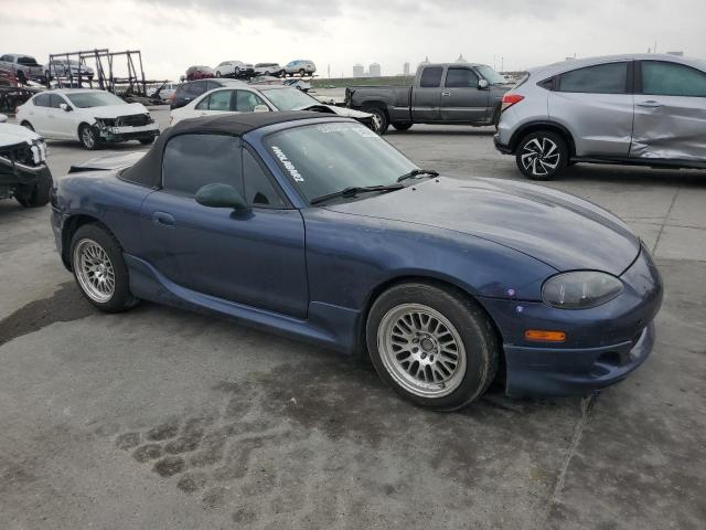 JM1NB353720232005 - 2002 MAZDA MX-5 MIATA BASE BLUE photo 4