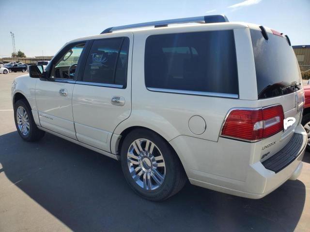 5LMFU28598LJ01521 - 2008 LINCOLN NAVIGATOR WHITE photo 3