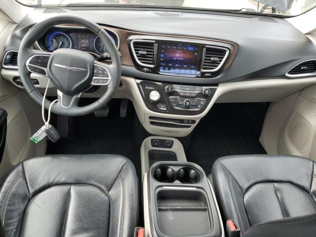 2C4RC1BG3HR803658 - 2017 CHRYSLER PACIFICA TOURING L BLACK photo 8