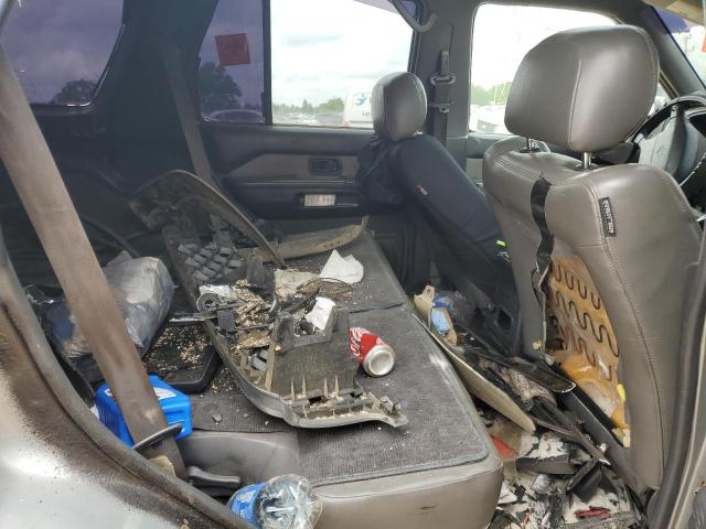JN8AR07Y2YW442846 - 2000 NISSAN PATHFINDER LE SILVER photo 11
