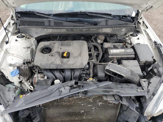 3KPF24AD0KE012561 - 2019 KIA FORTE FE WHITE photo 11