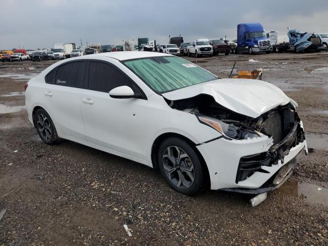 3KPF24AD0KE012561 - 2019 KIA FORTE FE WHITE photo 4