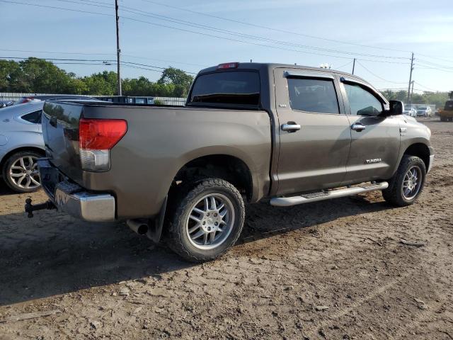 5TFEY5F13BX104116 - 2011 TOYOTA TUNDRA CREWMAX SR5 BROWN photo 3