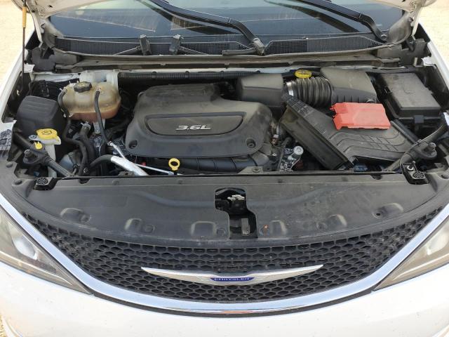 2C4RC1EG1JR121816 - 2018 CHRYSLER PACIFICA TOURING L PLUS WHITE photo 12