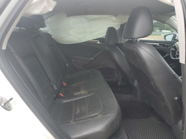 1VWDT7A34HC008345 - 2017 VOLKSWAGEN PASSAT R-LINE Ağ foto 10