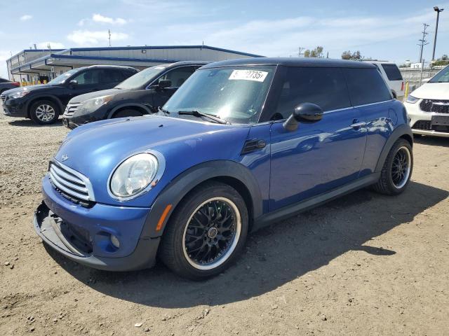 2012 MINI COOPER, 