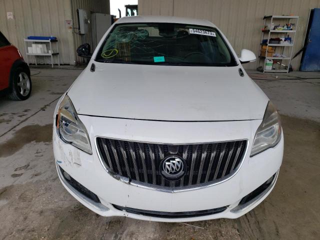 2G4GP5EX3G9158924 - 2016 BUICK REGAL PREMIUM WHITE photo 5